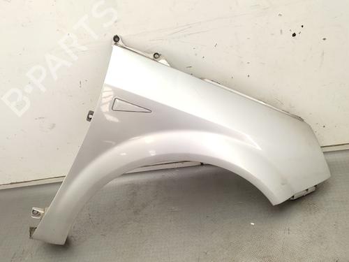 Used Right front fenders RENAULT SCÉNIC II (JM0/1_) 1.9 dCi (JM0G, JM12, JM1G, JM2C) (120 hp) 26706236