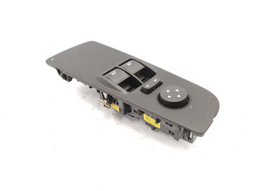 Interrupteur de vitre avant gauche FIAT BRAVO II (198_) 1.9 D Multijet (198AXB1A) (120 hp) 31904938