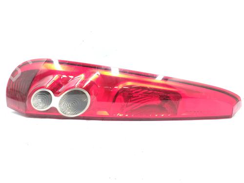 Used Left taillight FORD FIESTA V (JH_, JD_) [2001-2014]  21161640