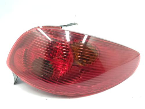 Høyre baklys PEUGEOT 206 Hatchback (2A/C) [1998-2012]  21161517