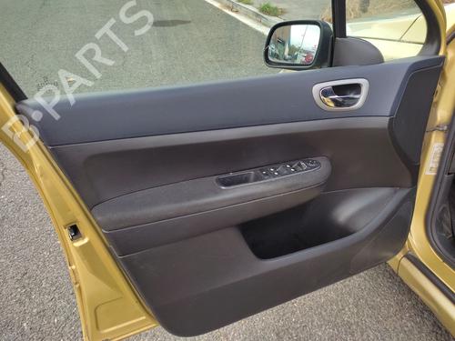 Left taillight PEUGEOT 307 (3A/C) 1.6 16V | BP30437367C34 