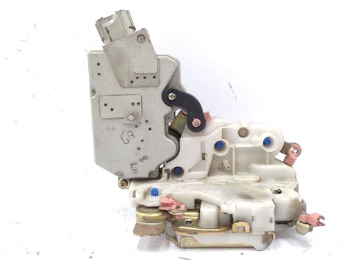 Used Front right lock NISSAN PRIMERA Hatchback (P11) [1996-2002]  33049855