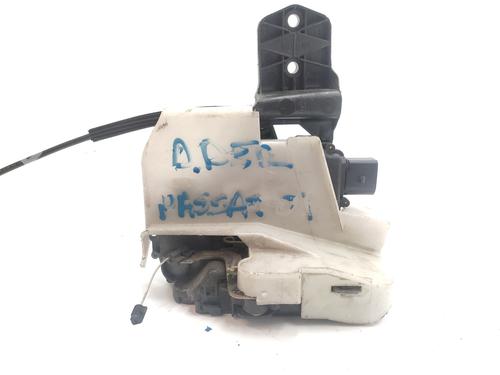 Front right lock VW PASSAT B5 (3B2) 1.6 | BP24682954C97 