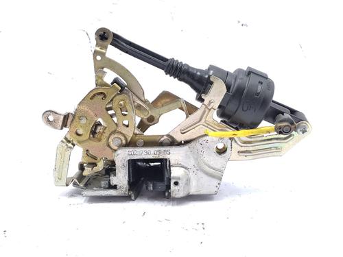 Used Rear left lock Rear left lock 33049784 33049784