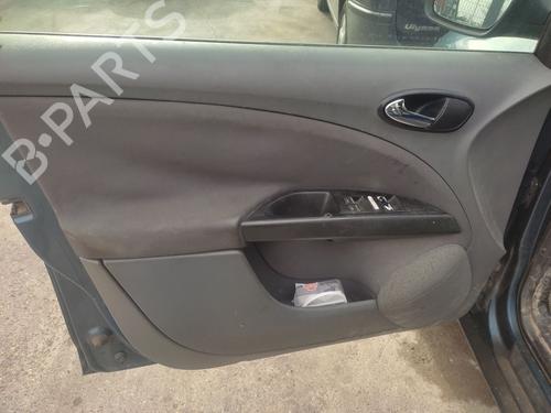 Front bumper reinforcement SEAT ALTEA (5P1) 1.6 | BP26579383C109 