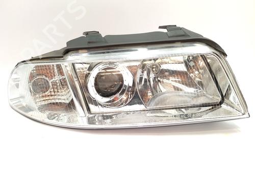 Højre forlygte AUDI A4 B5 (8D2) 1.9 TDI (110 hp) 32410493