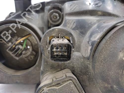 Right headlight TOYOTA AVENSIS (_T22_) 1.8 VVT-i (ZZT221_, ZZT221R) | BP24683265C29 