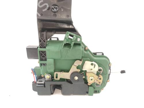 Høyre foran lås SKODA SUPERB I (3U4) [2001-2008]  21150995