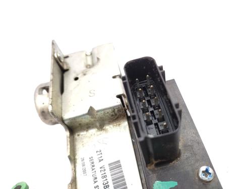 Front left lock FORD TRANSIT CONNECT (P65_, P70_, P80_) 1.8 Di | BP32168988C98