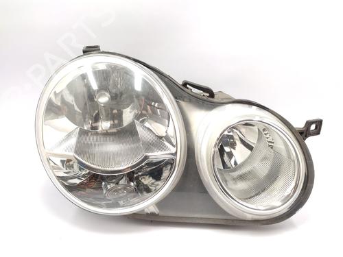 Used Right headlight VW POLO IV (9N_, 9A_) 1.2 12V (64 hp) 29308500