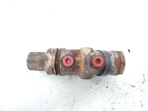 Brake master cylinder LAND ROVER DEFENDER Station Wagon (L316, L315)  | BP21175413M77 