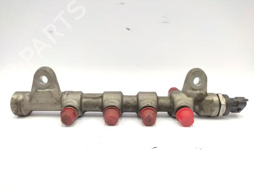 Used Injection rail OPEL INSIGNIA A Sports Tourer (G09) [2008-2017]  22523086