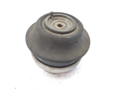 Used Engine mount MERCEDES-BENZ C-CLASS (W203) [2000-2007]  21161127