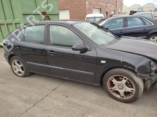 Høyre foran lås SEAT LEON (1M1)  | BP21154700C97 