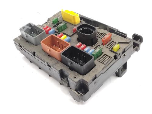 fuse-box-peugeot-307-sw-3h-2002-2003-2004-2005-2006-2007-2008-2009-31885940 main image