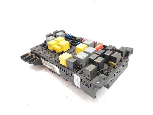 Used Fuse box Fuse box 37233554 37233554