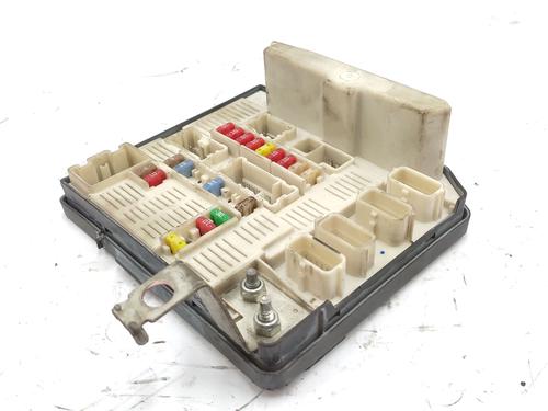 Sikringsdåse RENAULT GRAND SCÉNIC II (JM0/1_) 1.5 dCi (JM1E) (106 hp) 30383118