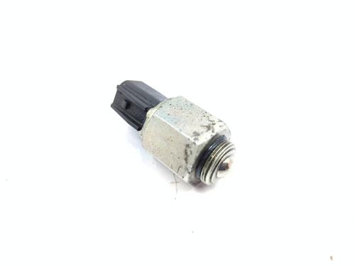 Commutateur FORD FOCUS I Saloon (DFW) 1.4 16V (75 hp) 24683257