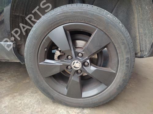 Left taillight SKODA YETI (5L) 1.2 TSI | BP32435762C34 