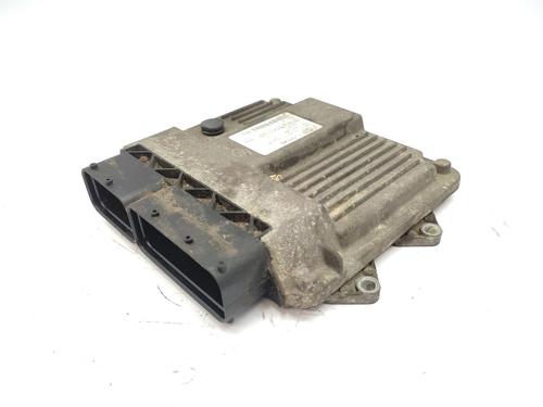 Calculateur moteur (ecu) FIAT GRANDE PUNTO (199_) 1.3 D Multijet (75 hp) 28604699