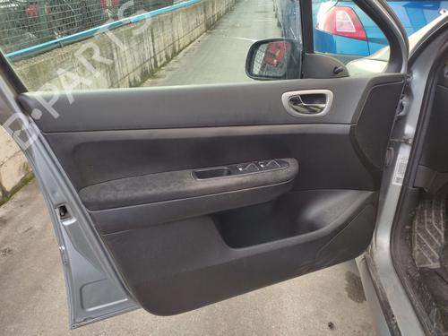 Left taillight PEUGEOT 307 (3A/C) 1.6 16V | BP31291692C34 