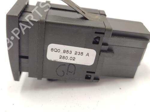 Warning switch VW POLO IV (9N_, 9A_) 1.2 12V | BP29308505I22 