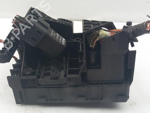 Fuse box SEAT LEON (1P1) 1.9 TDI | BP4989836E1 