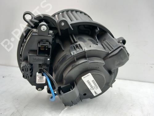 Heater blower motor RENAULT MEGANE IV Grandtour (K9A/M/N_) 1.2 TCe 100 | BP5277689M62 