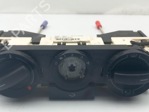 Used Climate control VW FOX Hatchback (5Z1, 5Z3, 5Z4) 1.2 (55 hp) 5009686
