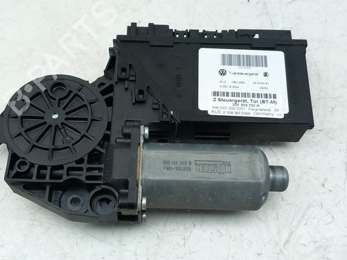 Right front window motor VW PHAETON (3D1, 3D2, 3D3, 3D4, 3D6, 3D7, 3D8, 3D9) 3.0 V6 TDI 4motion 3D1959702H