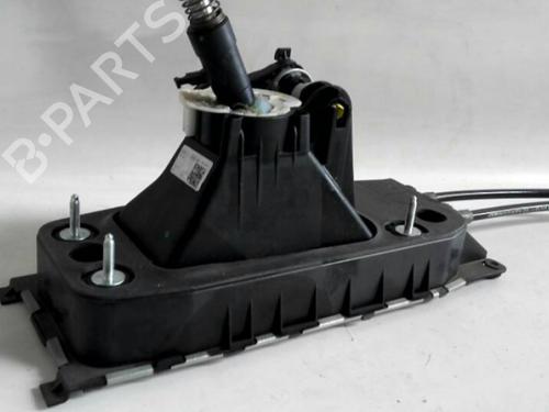 Gear lever AUDI A3 Sportback (8VA, 8VF) 1.6 TDI 5Q0711049AP