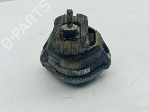 Engine mount BMW 5 Touring (E61) 525 d 677461902