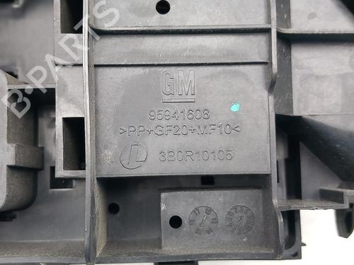 Skrzynka bezpieczników OPEL CORSA E Hatchback Van (X15) 1.3 CDTI (08) | BP9666823E1 