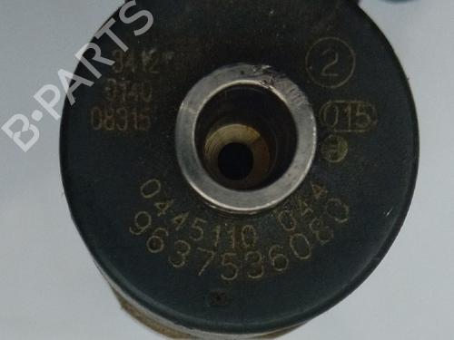 Injector PEUGEOT 407 (6D_) 2.0 HDi (6DRHLG, 6DRHLE) (126 hp) 15663556