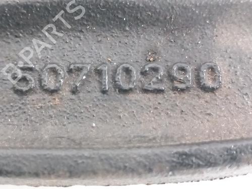 Right front suspension arm FIAT 500 (312_) 1.2 (312AXA1A) | BP15900632M13