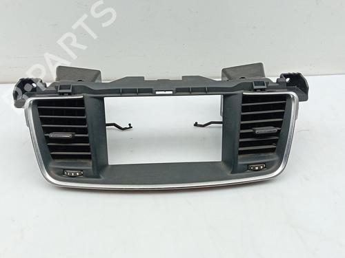 Air vent PEUGEOT 508 I (8D_) 2.0 HDi 9686446277