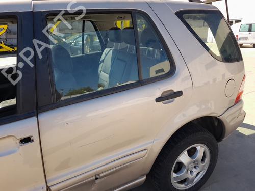 Used Right rear door MERCEDES-BENZ M-CLASS (W163) [1998-2005]  14375356