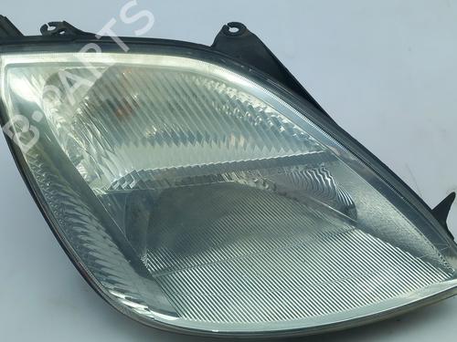 Used Right headlight FORD FIESTA V (JH_, JD_) 1.4 TDCi (68 hp) 14376384