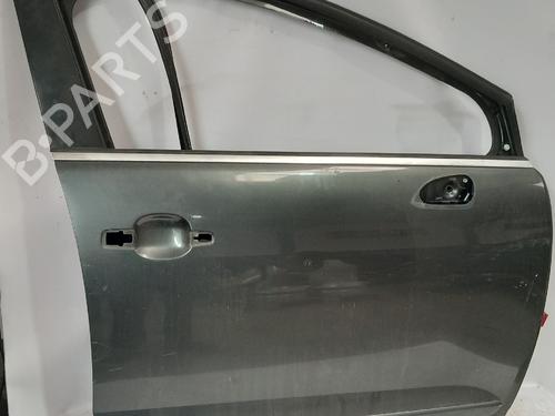Used Right front door PEUGEOT 5008 (0U_, 0E_) 1.6 HDi (110 hp) 16403202