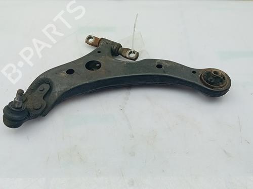 Venstre fortil bærearm TOYOTA PREVIA II (_R3_) 2.0 D-4D (CLR30_, CLR30R) BP16888261M12