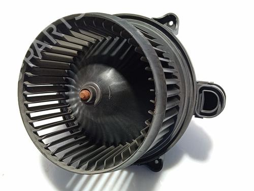 Used Heater blower motor FORD TOURNEO COURIER B460 MPV 1.0 EcoBoost (100 hp) 18705700