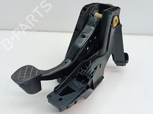 Break pedal VW GOLF VII Variant (BA5, BV5) 2.0 TDI 5Q1721058AM