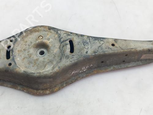 left-front-suspension-arm-seat-altea-5p1-2004-2005-2006-2007-2008-2009-2010-2011-2012-2013-2014-2015-19110103 main image