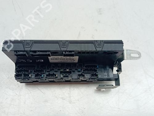 Fuse box MERCEDES-BENZ CLS (C219) CLS 320 CDI (219.322) | BP19698171E1