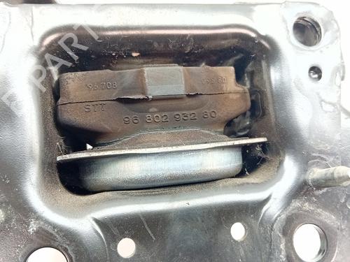 Engine mount PEUGEOT 208 I (CA_, CC_) 1.4 HDi | BP19796035M89