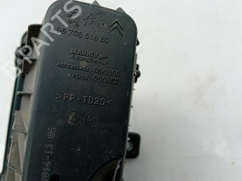 Luftfiltergehäuse PEUGEOT 208 I (CA_, CC_) 1.2 VTI 82 | BP20690235M87