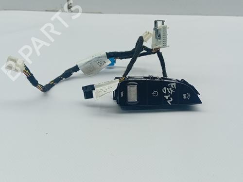 Electronic module MERCEDES-BENZ GLC (X253) 250 d 4-matic (253.909) SWITCH RADIO