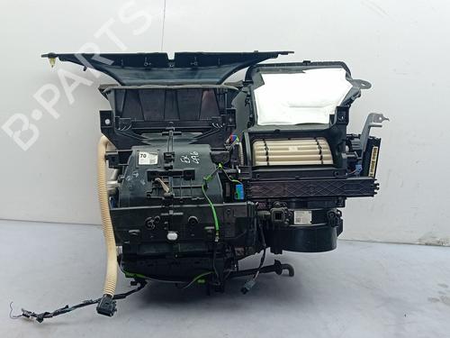 Used Heater matrix box Heater matrix box TOYOTA YARIS (_P13_) 1.5 Hybrid (NHP130_, NHP130) (101 hp) 14381035 14381035
