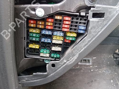 audi a4 b6 cigarette lighter fuse Fuse box AUDI A4 B6 (8E2) 1.9 TDI 16501356