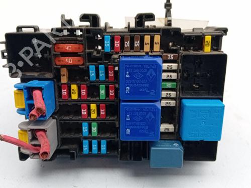 Fuse box RENAULT MEGANE IV Grandtour (K9A/M/N_) 1.2 TCe 100 243800453R